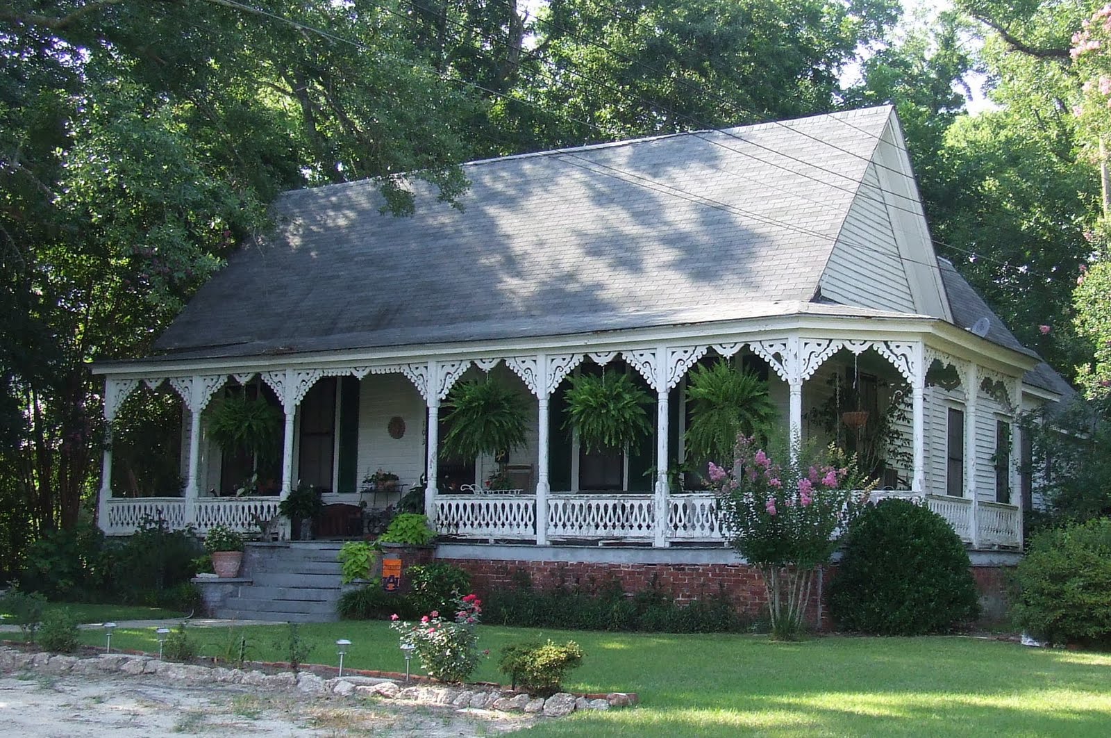 My Blue Cottage Union Springs, Al (Lots of old houses) Part 2 of 4