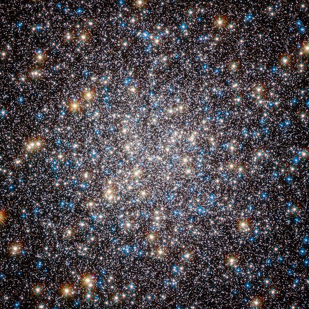 Hubble captures the core of M13, the Hercules Globular Cluster
