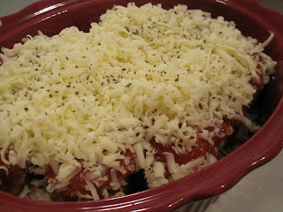 3 Cheese Lasagna Rolls are creamy, cheesy lasagna noodles stuffed with 3 different cheeses and chicken. Life-in-the-Lofthouse.com