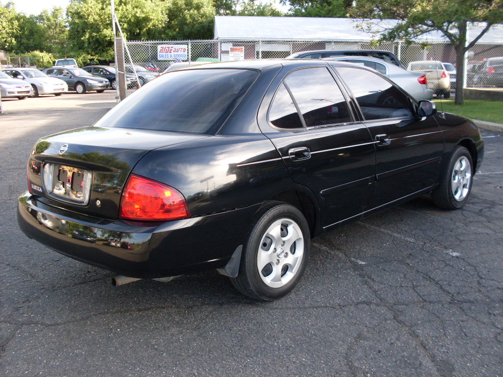 Ride Auto: 2004 Nissan Sentra GXE
