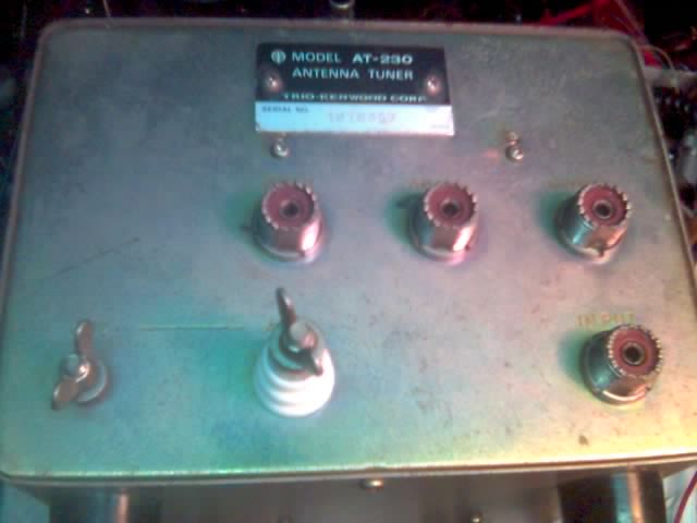 RADIO SELLER: Kenwood AT 230 (SOLD)