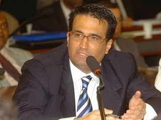 [VIC_PIRES_FRANCO_2.jpg]