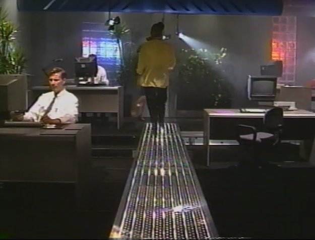 [Broadband+part+walkway.jpg]