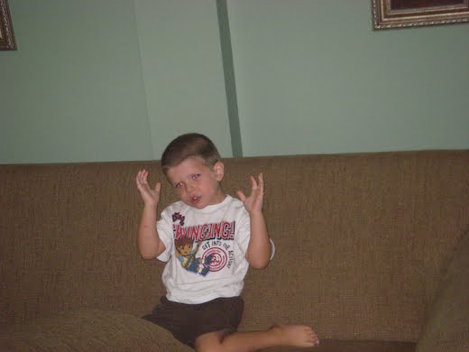 [09Aug09_lost-camera_13.jpg]