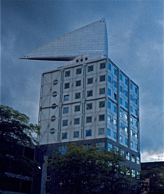 guttae: Postmodern Berlin