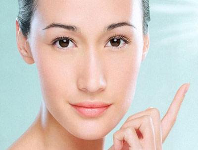 Everyday Moment: Pore Over This