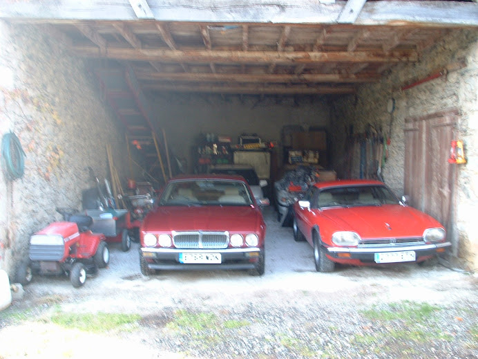 Large barn from east 4 car garage?