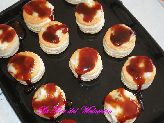  Canapé DE Queso Gorgonzola
