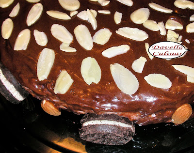Tort cu ciocolata si crema de migdale / Gâteau au chocolat et à la crème d’amandes