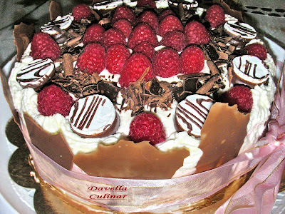 Torte au chocolat et à la framboise / Tort cu ciocolata si zmeura