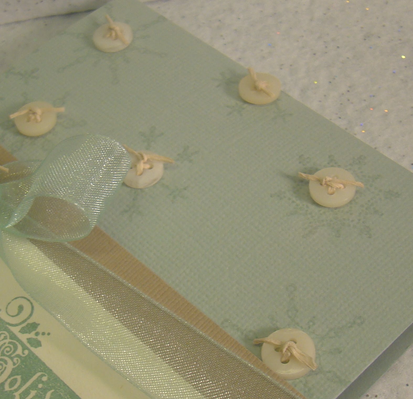 [Happy+HOlidays+Closeup.JPG]