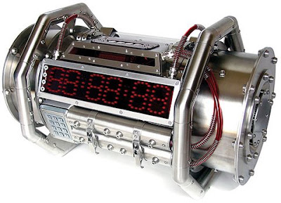 deus ex machine: 35 Weird and Futuristic Computer Cases