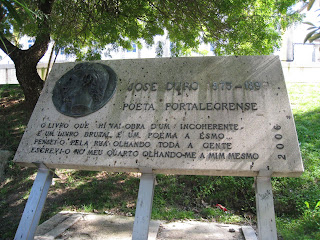 Monumento em homenagem a José Duro