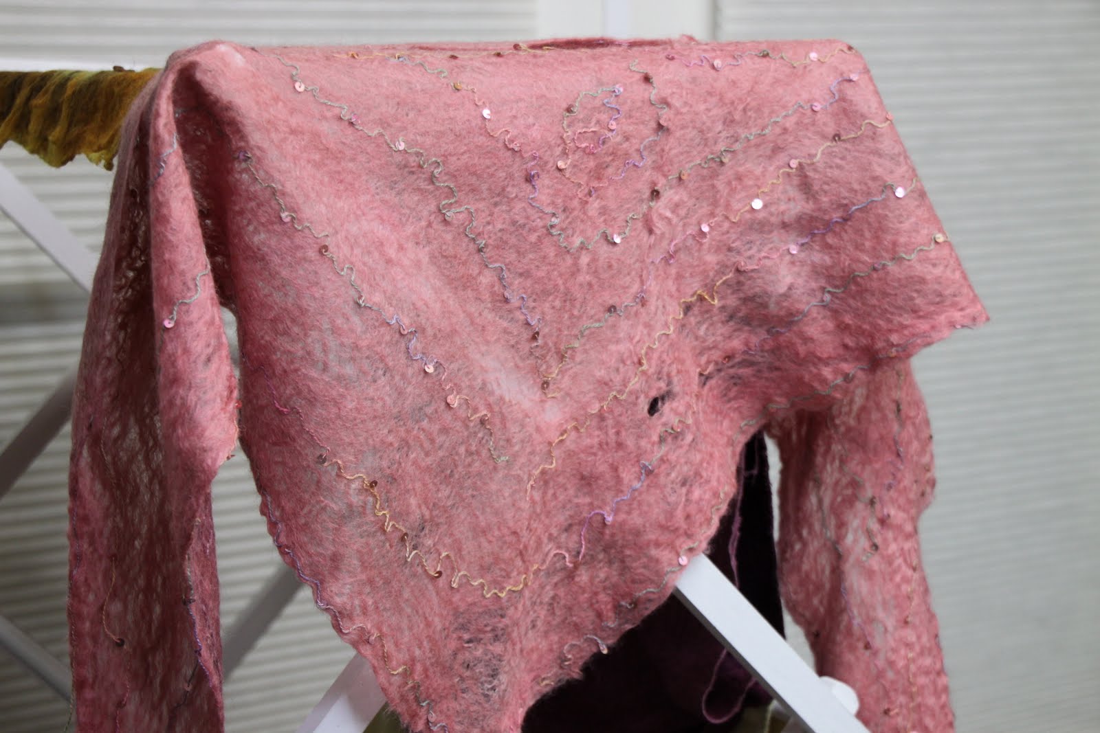 Arlenesfelt Cob Web Scarf