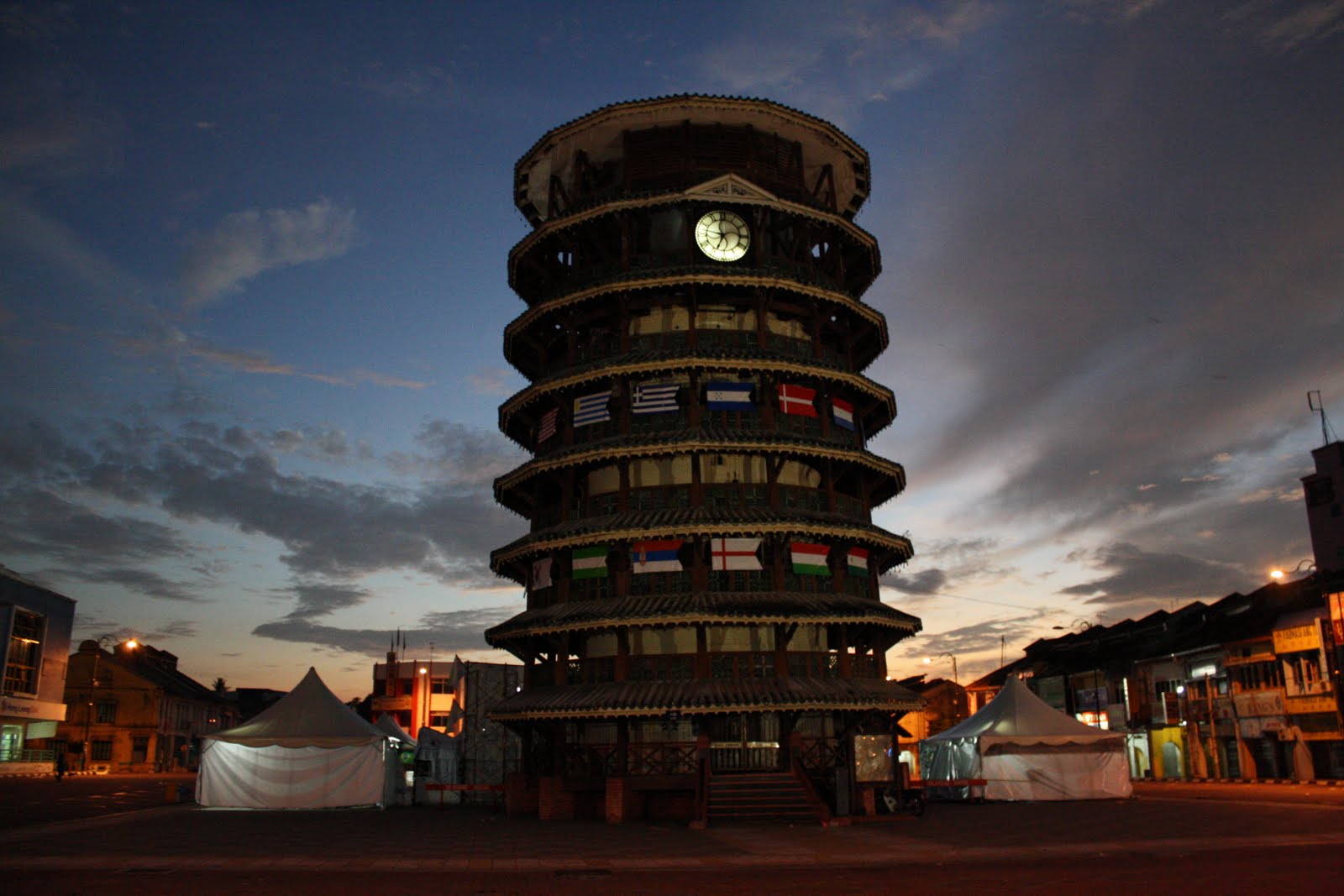 What drives you?: a lil visit to Teluk Intan ( Teluk Anson )