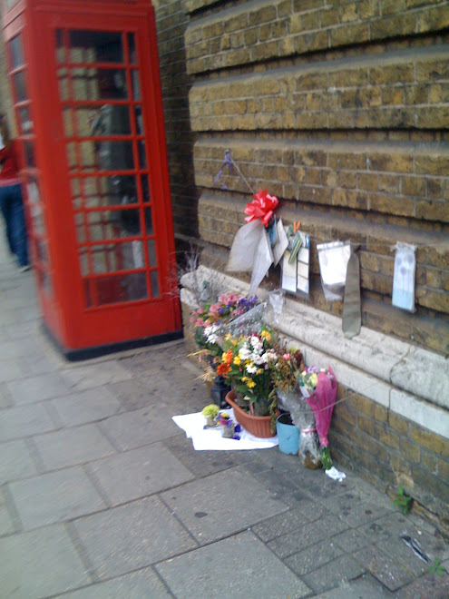 Memorial, Angel, Islington, London