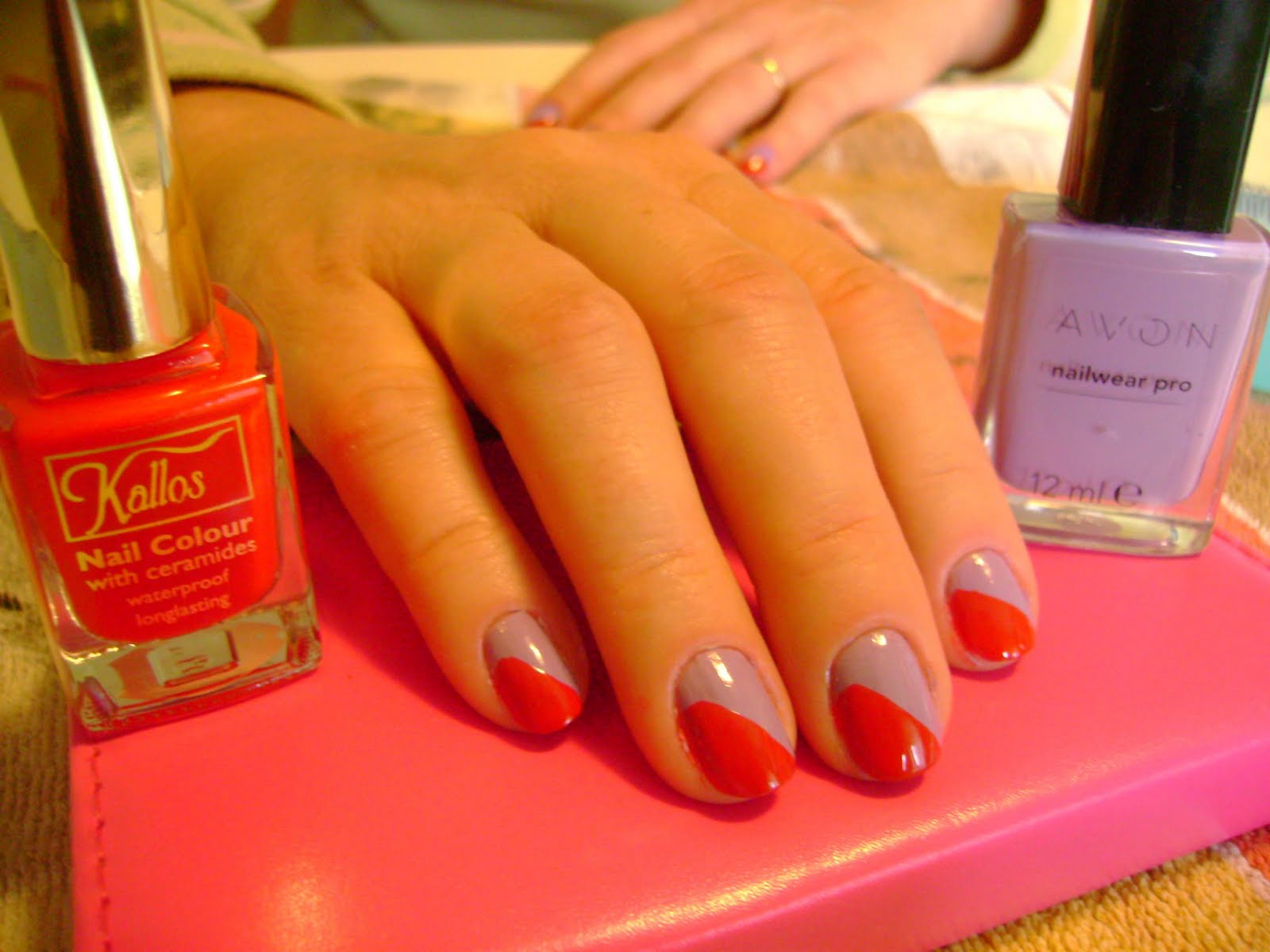 Nail Polish Designs With 2 Colors^*