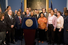 DC-37 Exec Dir.Lillian Roberts, Local Presidents & Mike Bloomberg Anounce 2008 Contract