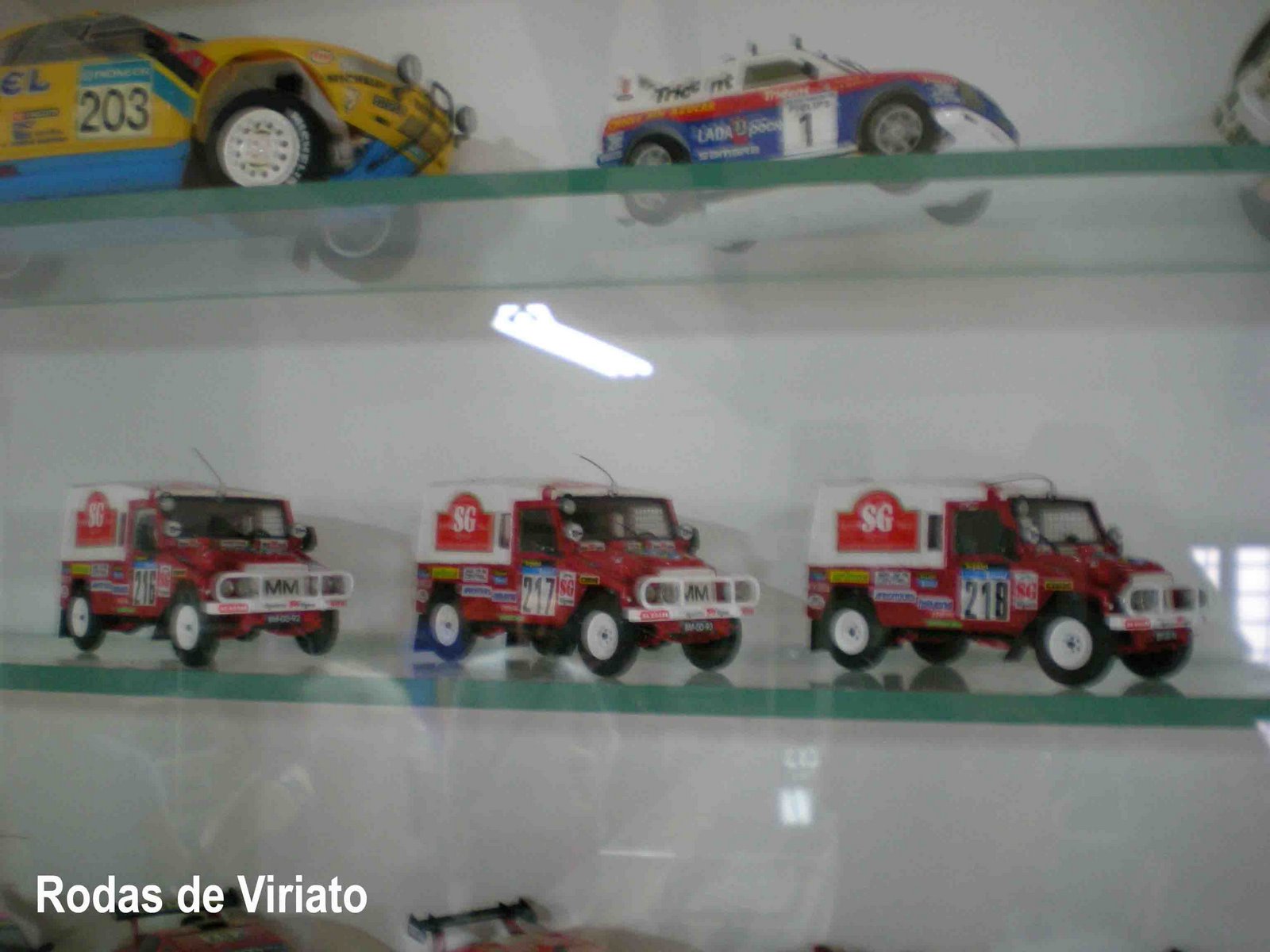 [feira+megre+mini+umm.jpg]