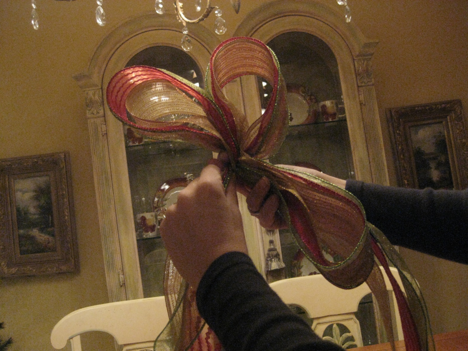 Kristen's Creations How To Make A Tree Topper! (Bow Tutorial)