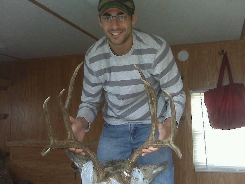 Bow Hunting Big Bucks shot in 2010 Minnesota Rifle Season!