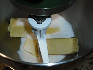 Culinary Alchemy: Smitten with Mittens - Lemon Drop Shortbread