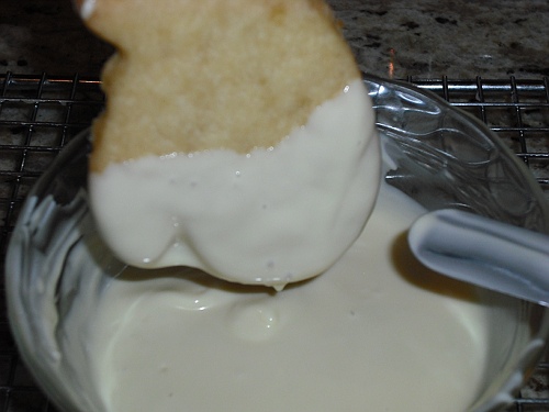 Culinary Alchemy: Smitten with Mittens - Lemon Drop Shortbread