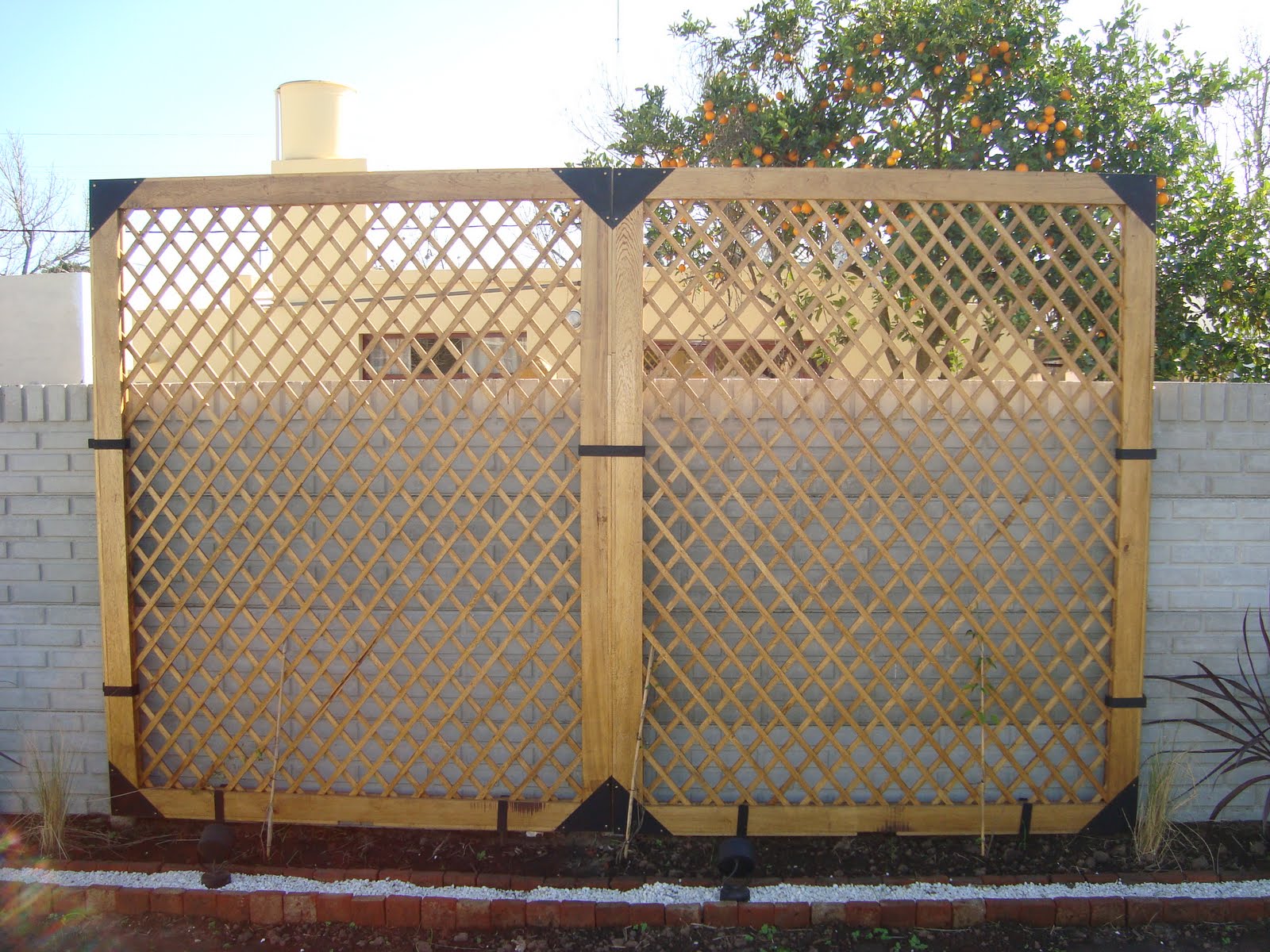 DECO & Vanguardia: ENREJADO DE MADERA