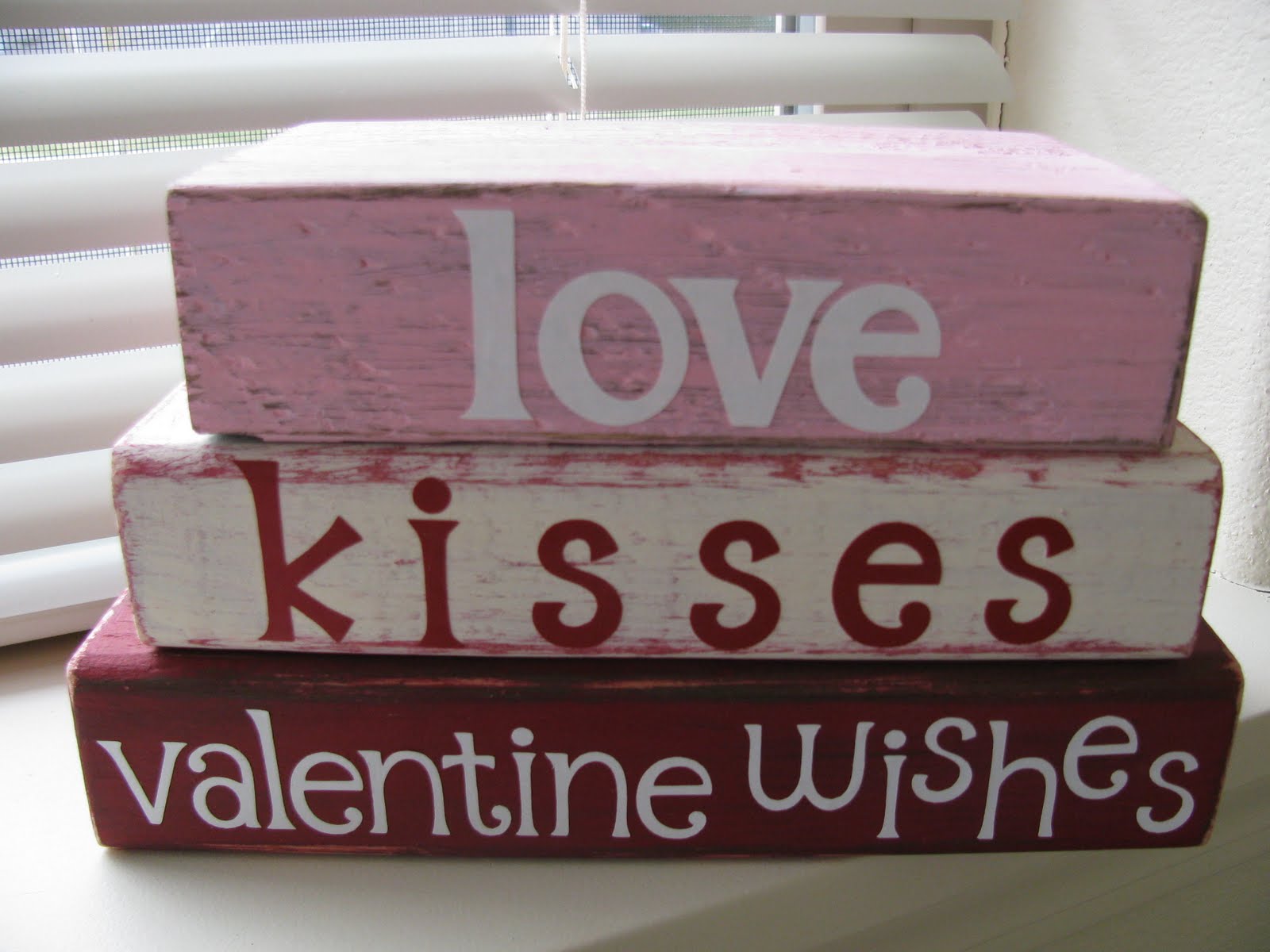 My Crafty Playground: Valentine's wood projects