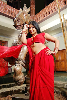 tamilnadu hot and sexy mallu actress monica removing saree and showing bikini and bra hot image gallery