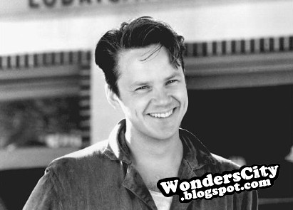 Tall Actors: Tim Robbins 196 cm tall actor