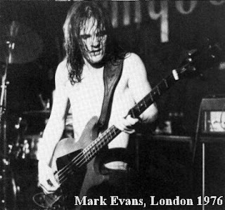 maçaziin!: AC/DC !!!