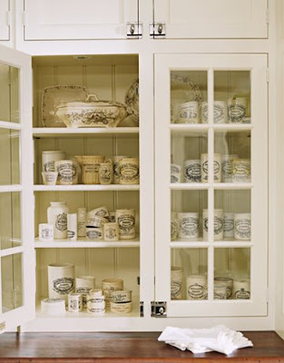 White Glass Kitchen Cabinets