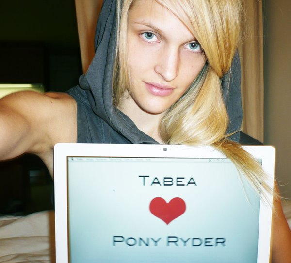 [tabea_koebach_model.jpg]