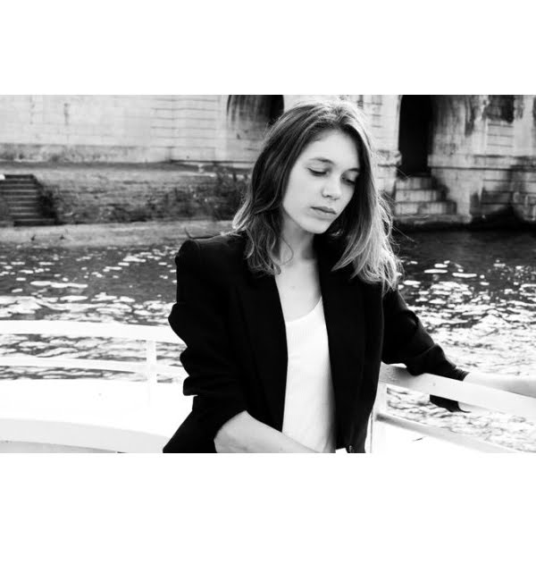 [Marion+Roussignol.JPG]