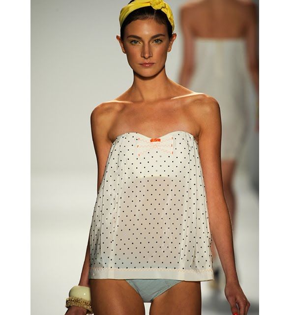 [jacquelyn_jablonski_body.jpg]