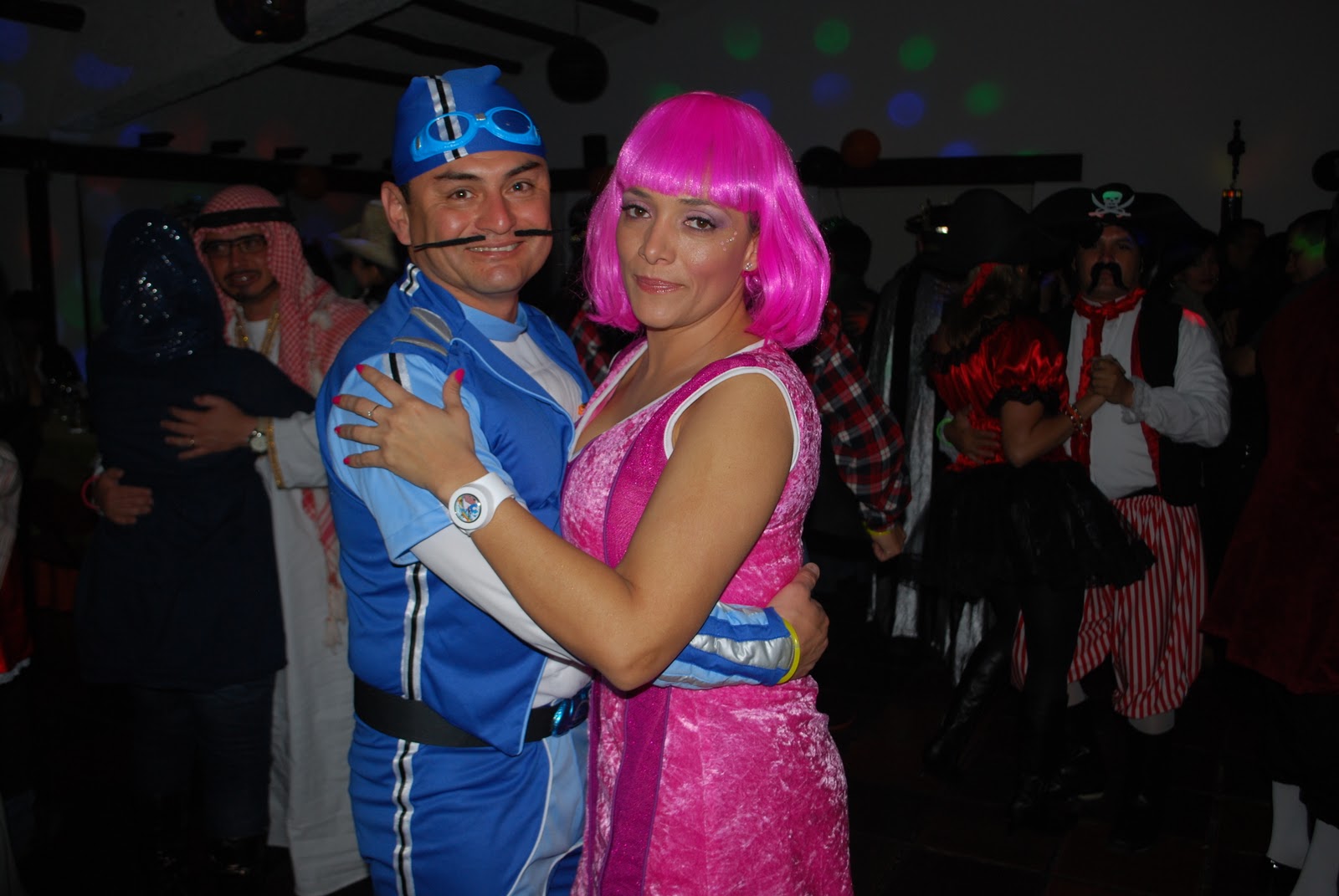 QUINTO CENTENARIO DESCUBRIMIENTO AMERICA CEM12010, Volver al Menú, haz