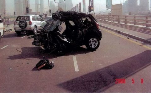 [car+accidents+3+flickzzz.com+003-784446.jpg]