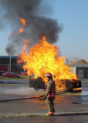 [burning+cars+flickzzz.com+2015-732169.jpg]