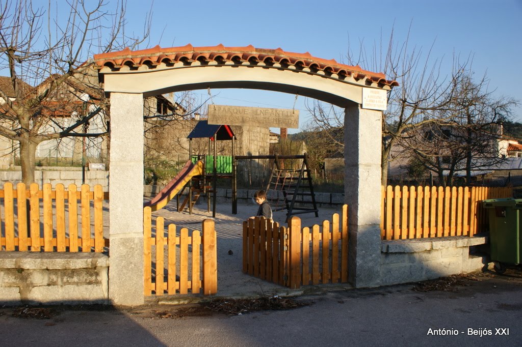 [antoniopovinho_2990.JPG]