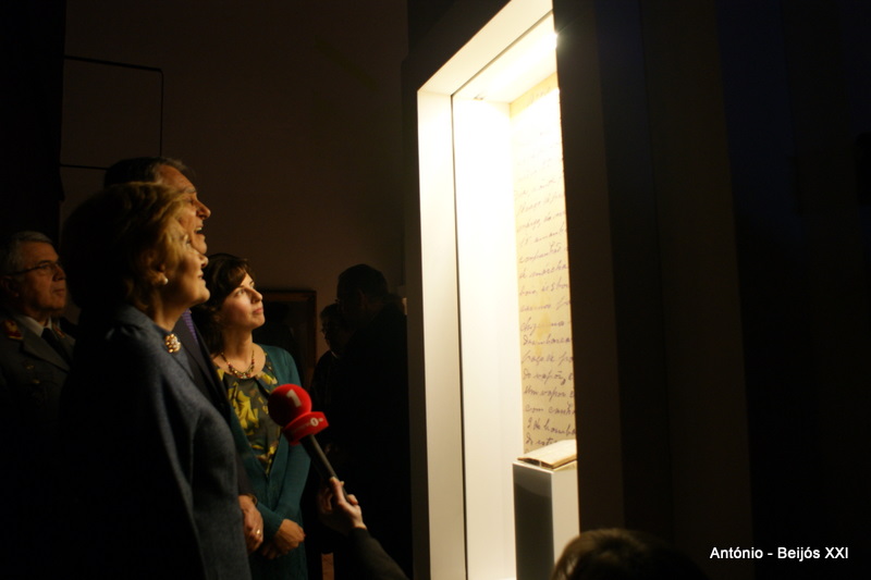 [antoniopovinho_3037.JPG]