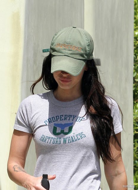 MEGAN FOX WALLPAPERS: Megan Fox Leaving The Gym (June 12)