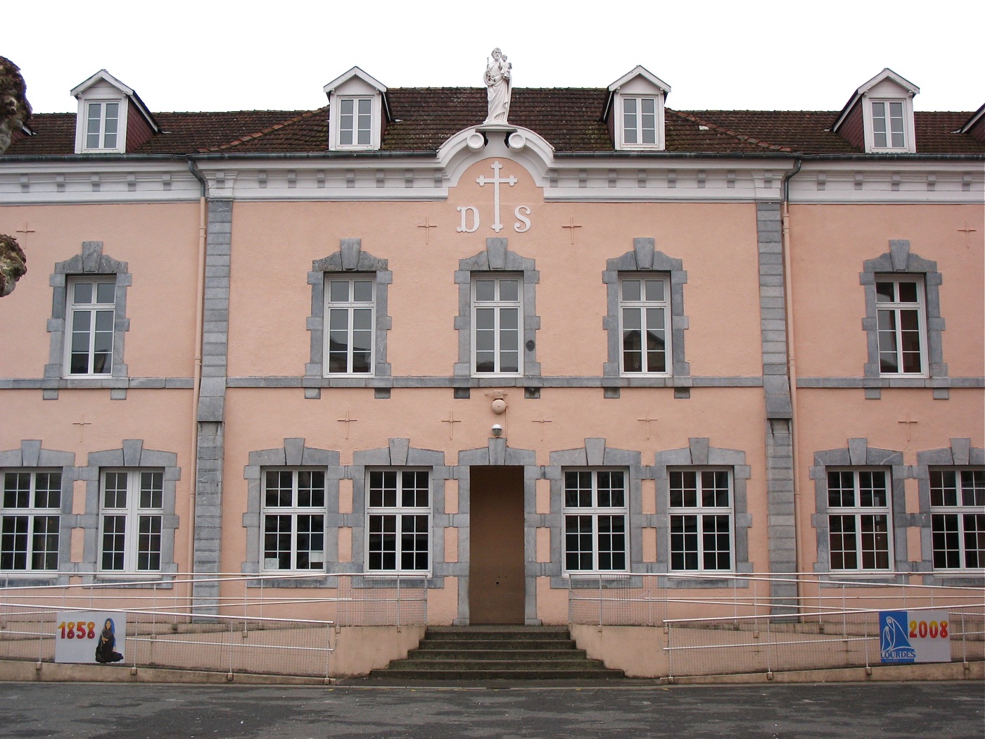 [Bordères+-+Lourdes+020108+-+30.jpg]