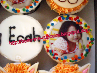 Bake Me Cupcake :.: Cats cupcakes for Ecah.