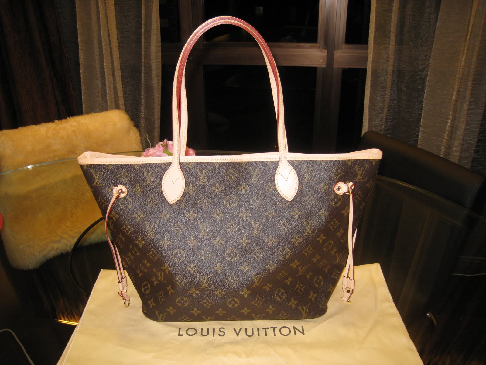 Singapore Bag Rental: Louis Vuitton