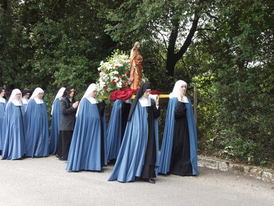[Adoratrices.jpg]