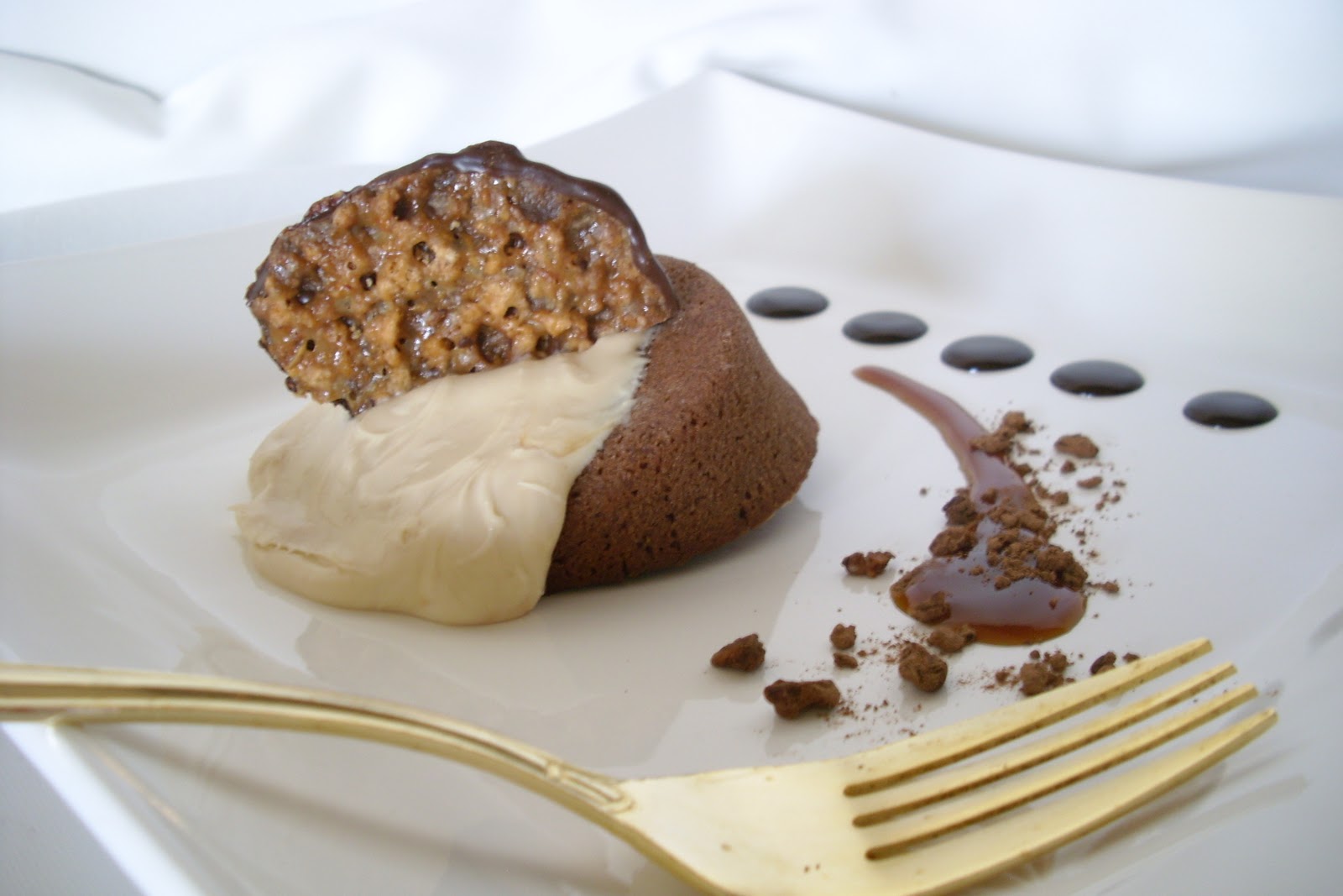 Pretty Food in California Pretty Desserts....and good tasting!