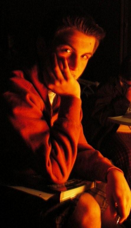 [nick+by+the+firelight.jpg]