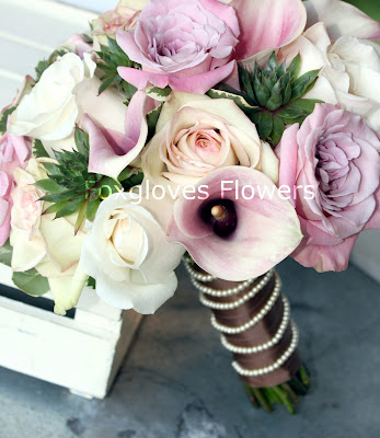 bouquet2 p - Andrea and Ken - August 21st 2010