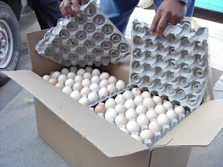 SISTEMA MUNICIPAL DIF RIOVERDE: DONA EMPRESA ABREGO 200 CAJAS DE HUEVO